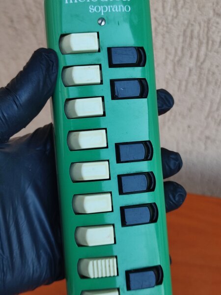 Clavieta vintage Hohner