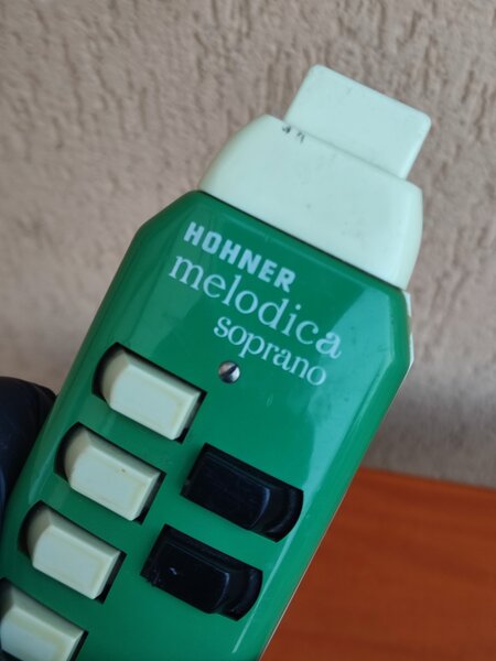 Clavieta vintage Hohner